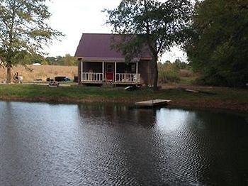 Отель Pleasant Grove Farm Llc Lyons Экстерьер фото