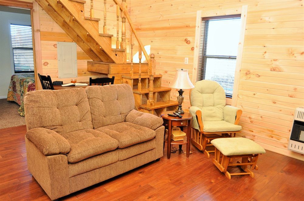 Отель Pleasant Grove Farm Llc Lyons Экстерьер фото