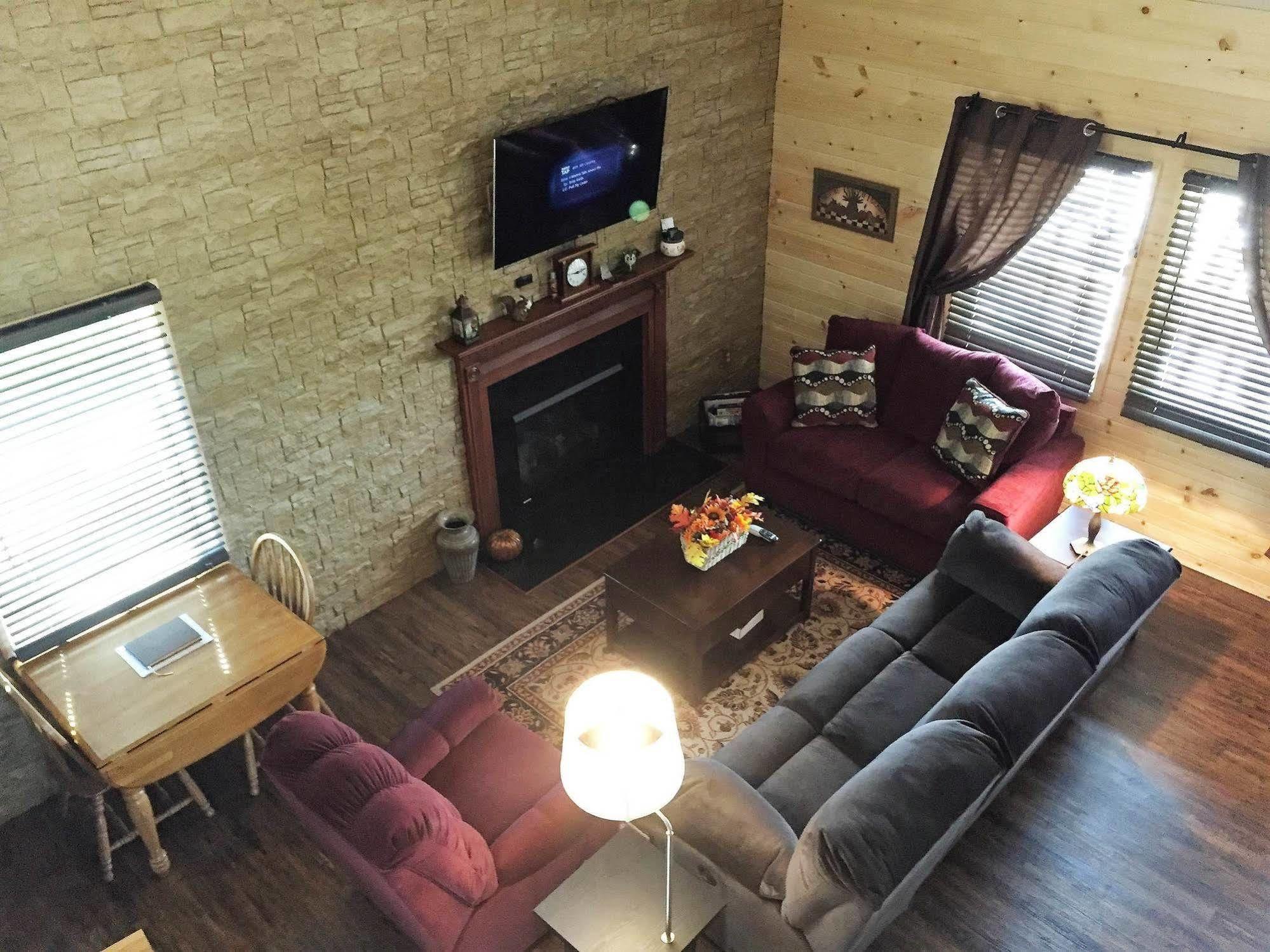 Отель Pleasant Grove Farm Llc Lyons Экстерьер фото