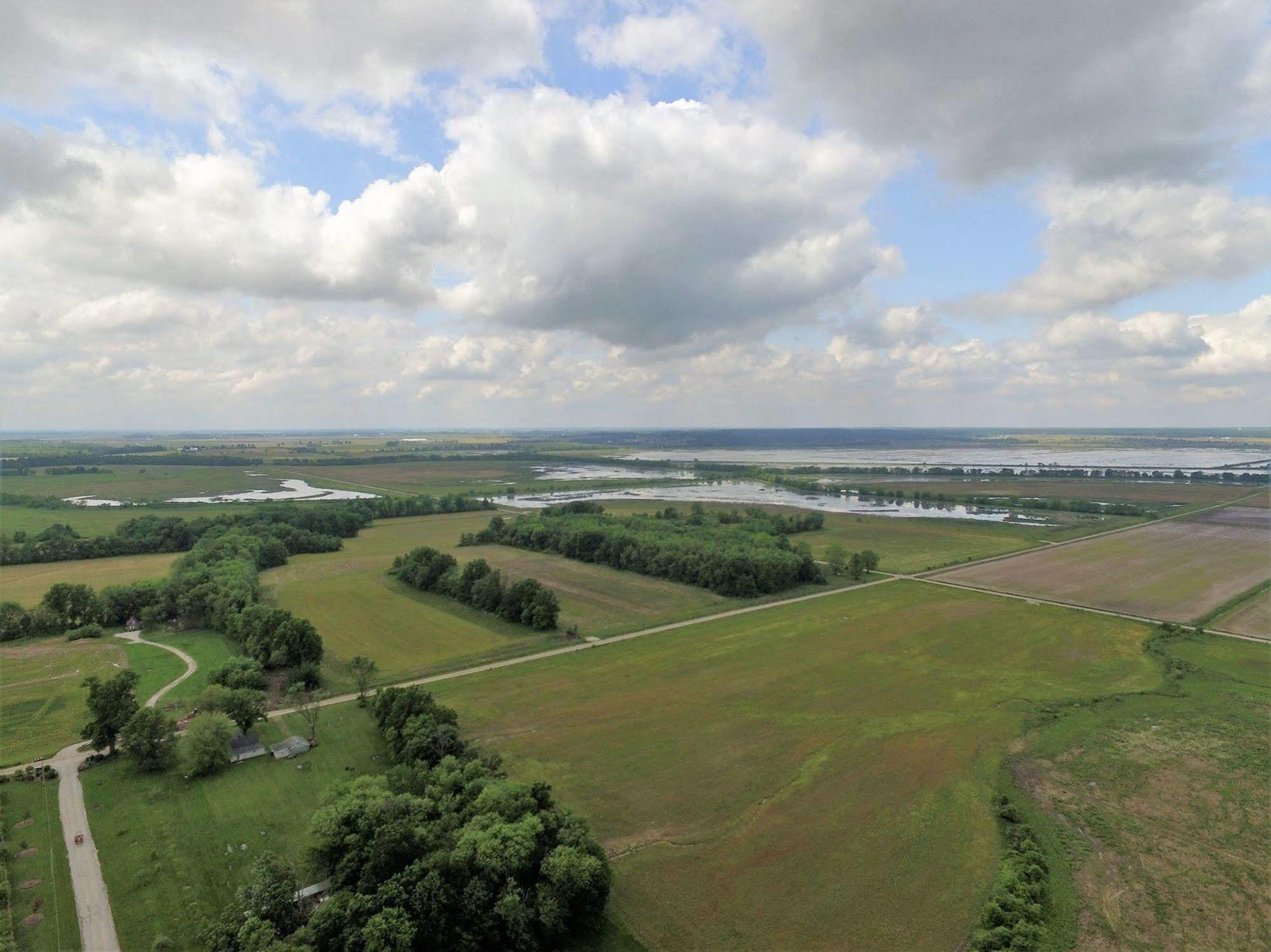 Отель Pleasant Grove Farm Llc Lyons Экстерьер фото