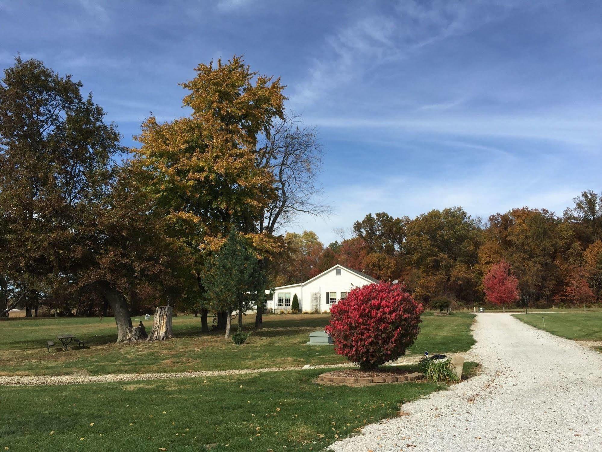 Отель Pleasant Grove Farm Llc Lyons Экстерьер фото