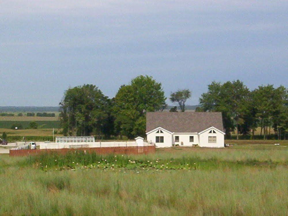 Отель Pleasant Grove Farm Llc Lyons Экстерьер фото